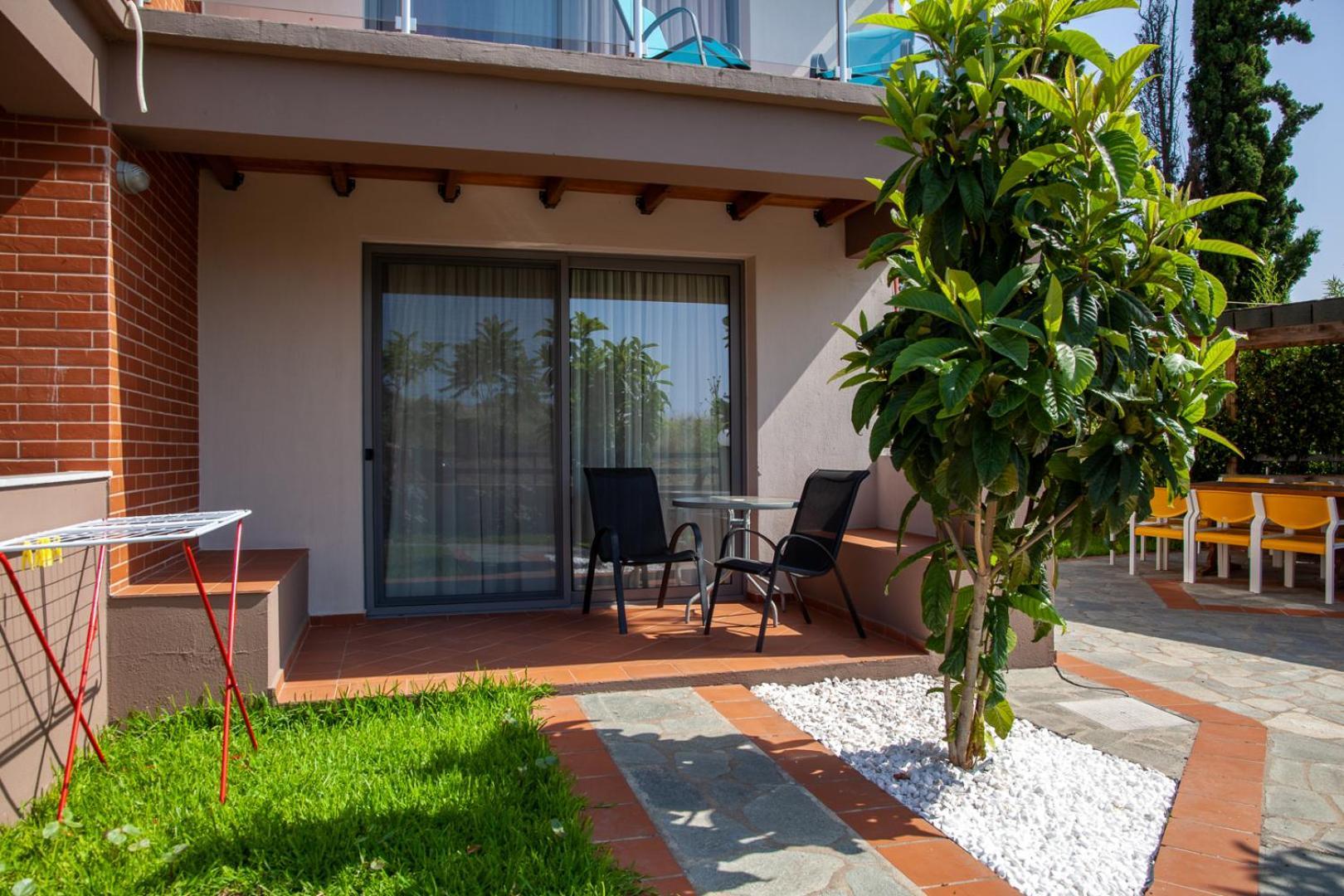 Apartment Village Mare Residences *